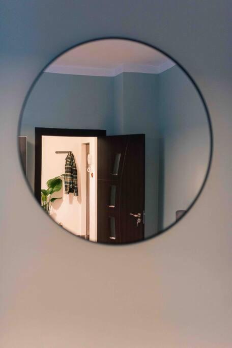 Appartement Cozy Studio In The Heart Of Bucarest Extérieur photo