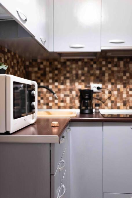 Appartement Cozy Studio In The Heart Of Bucarest Extérieur photo